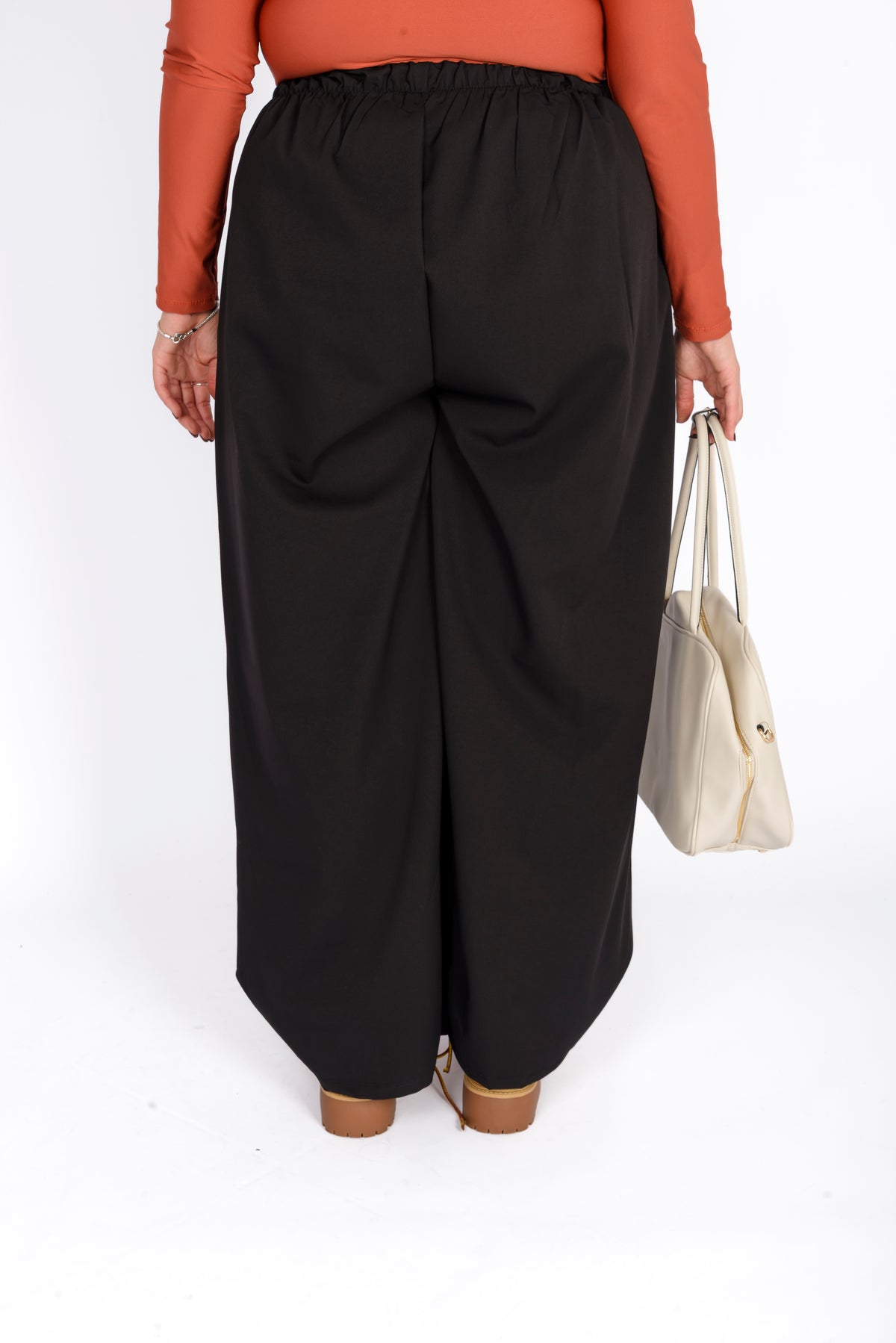 Pantalone Element