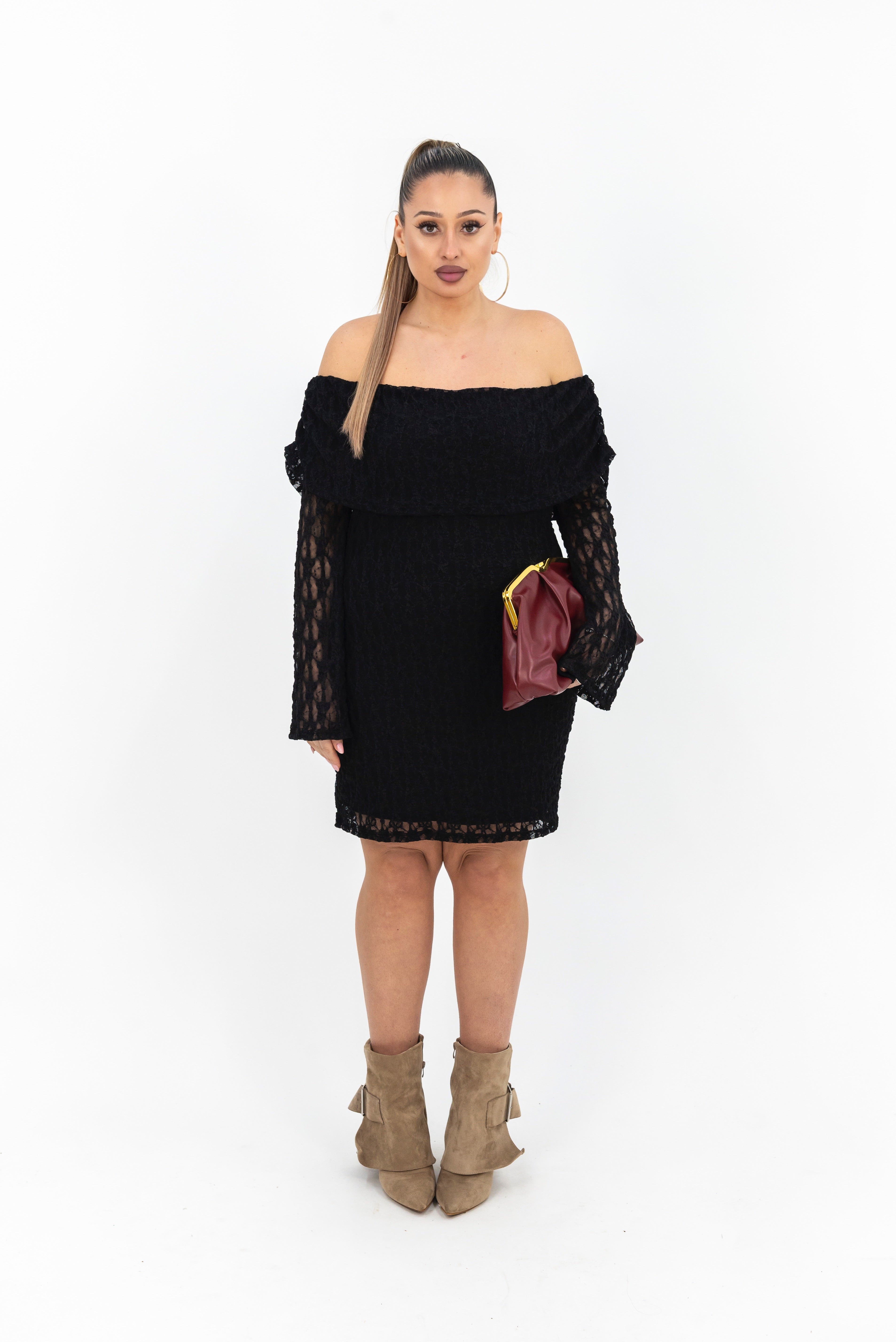 Dress Scollo Barca In Pizzo