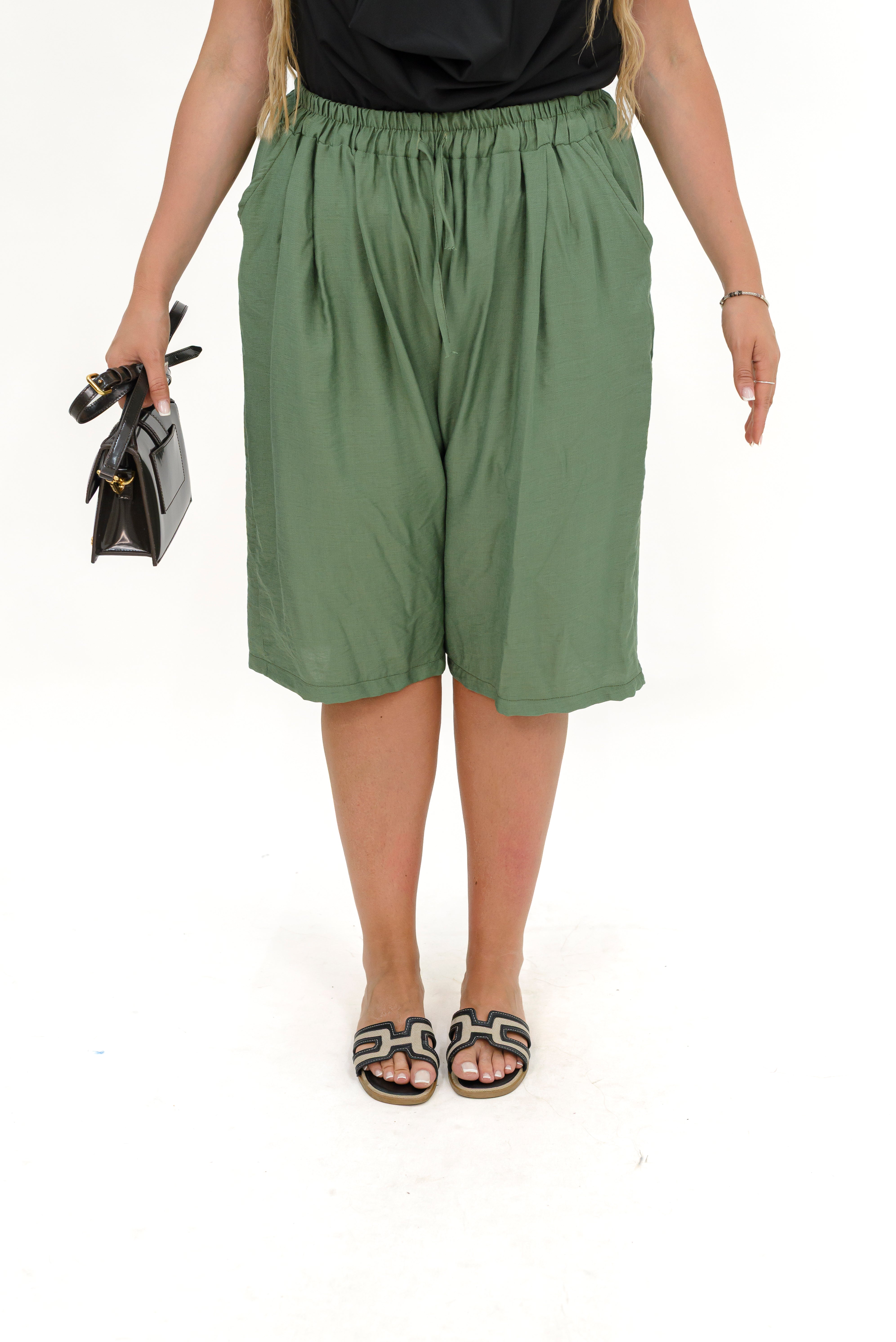 Bermuda Vivienne Lino