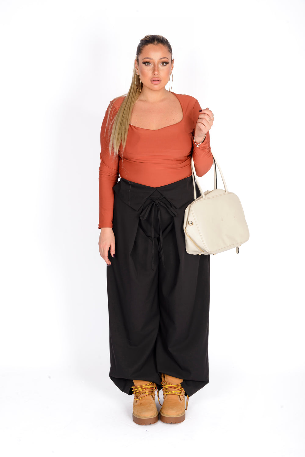 Pantalone Element