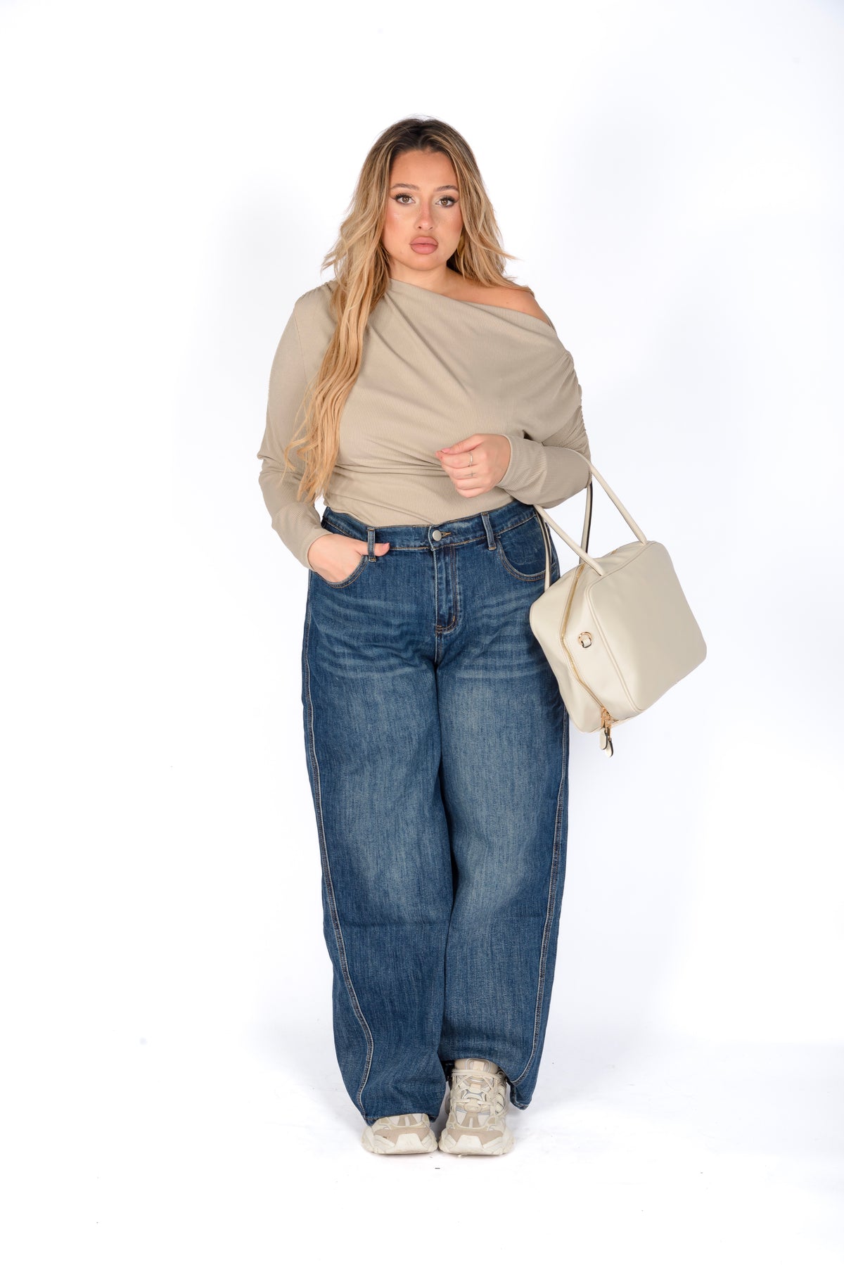 Body Soleil Costina