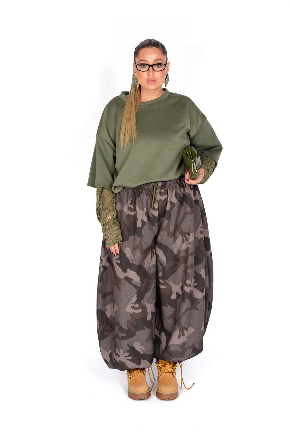 Panta-Tuta Mood Military